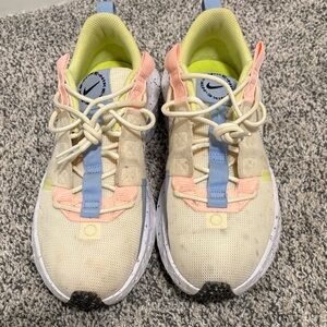 Nike Women's Cream and Pastel Blue Athletic Shoes